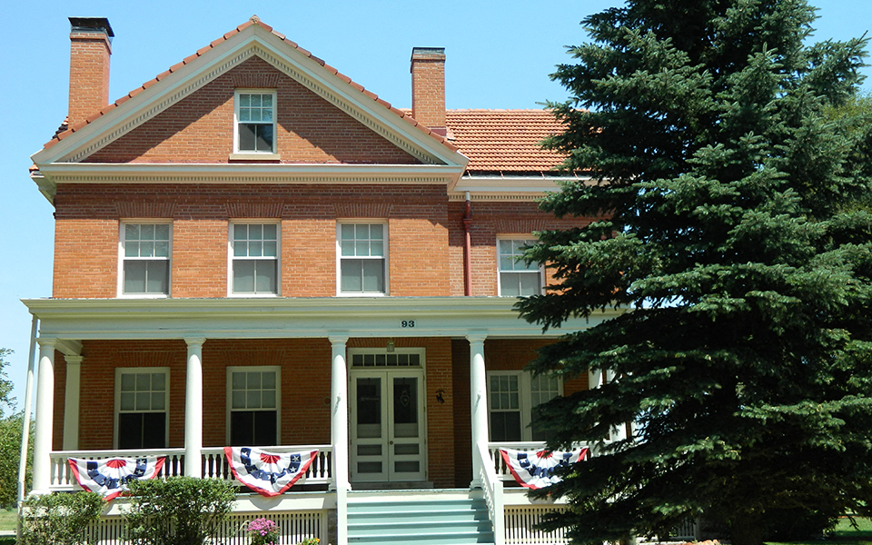 F.E. Warren Family Homes Family Housing in F.E. Warren AFB, WY Photos